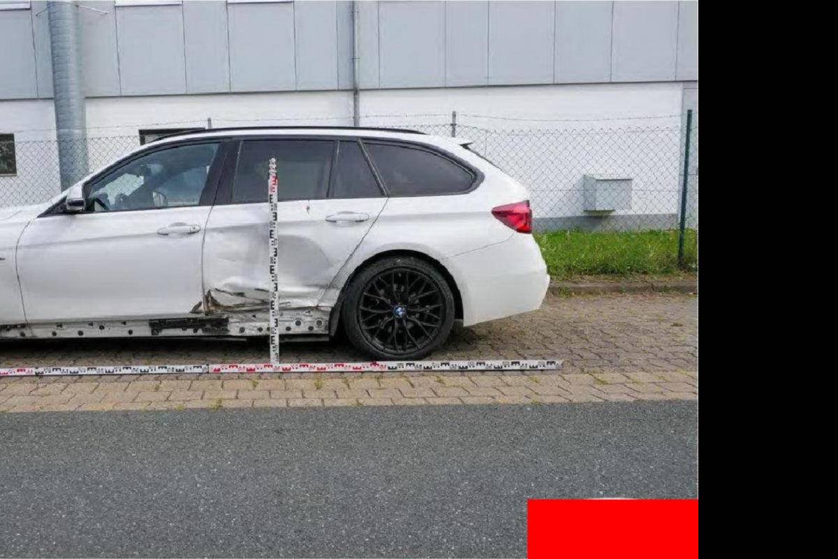 BMW 320d M Sport Schadon Touring - 1381.jpg